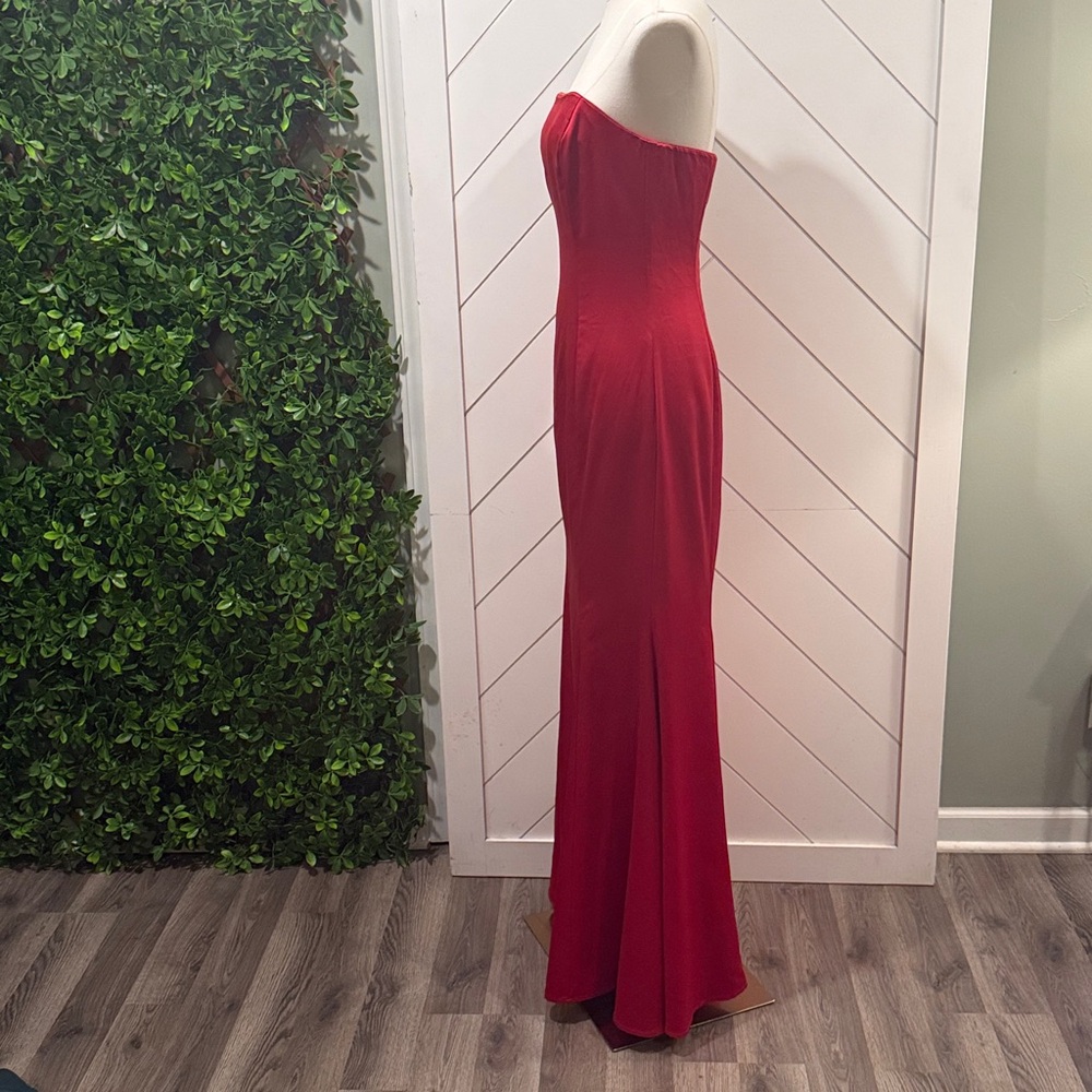 Hearts Run Wild Red Satin Strapless Dress - Picture 9 of 14
